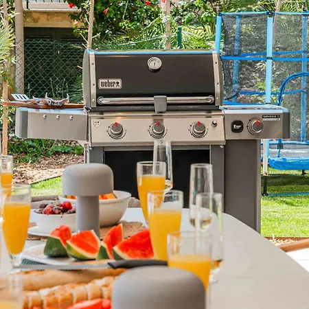 Gotmar Is A Modern Villa Pollenca