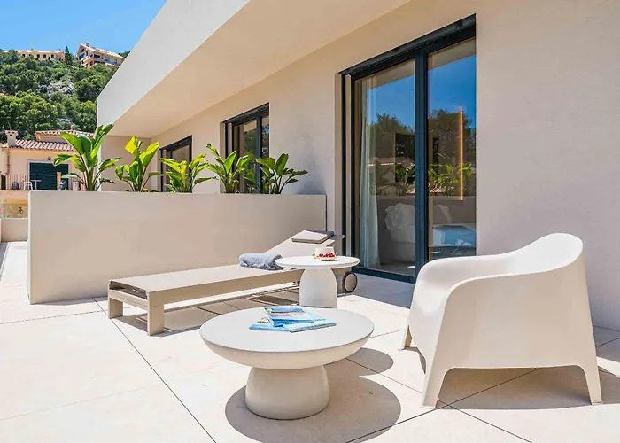 Gotmar Is A Modern Villa *