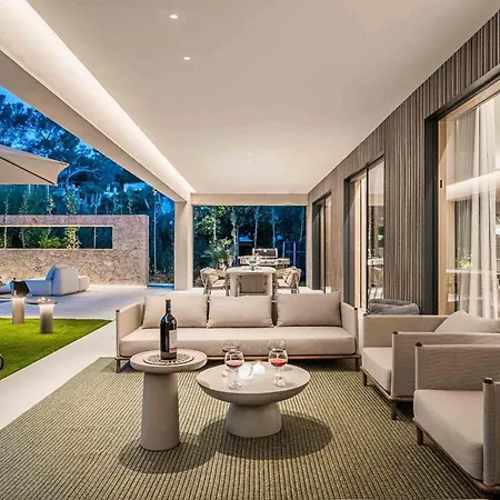 Gotmar Is A Modern Villa Pollenca